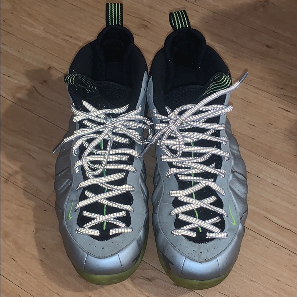 NIKE FOAM POSITES